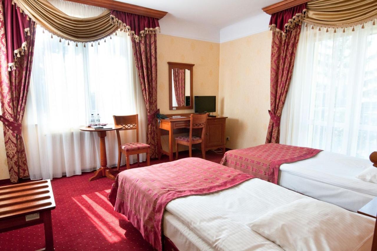 Korona Hotel 3*