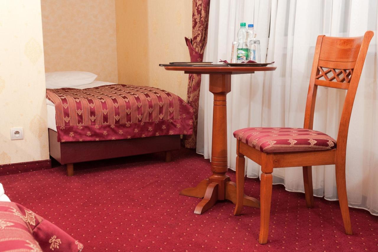 Hotel Korona 3*